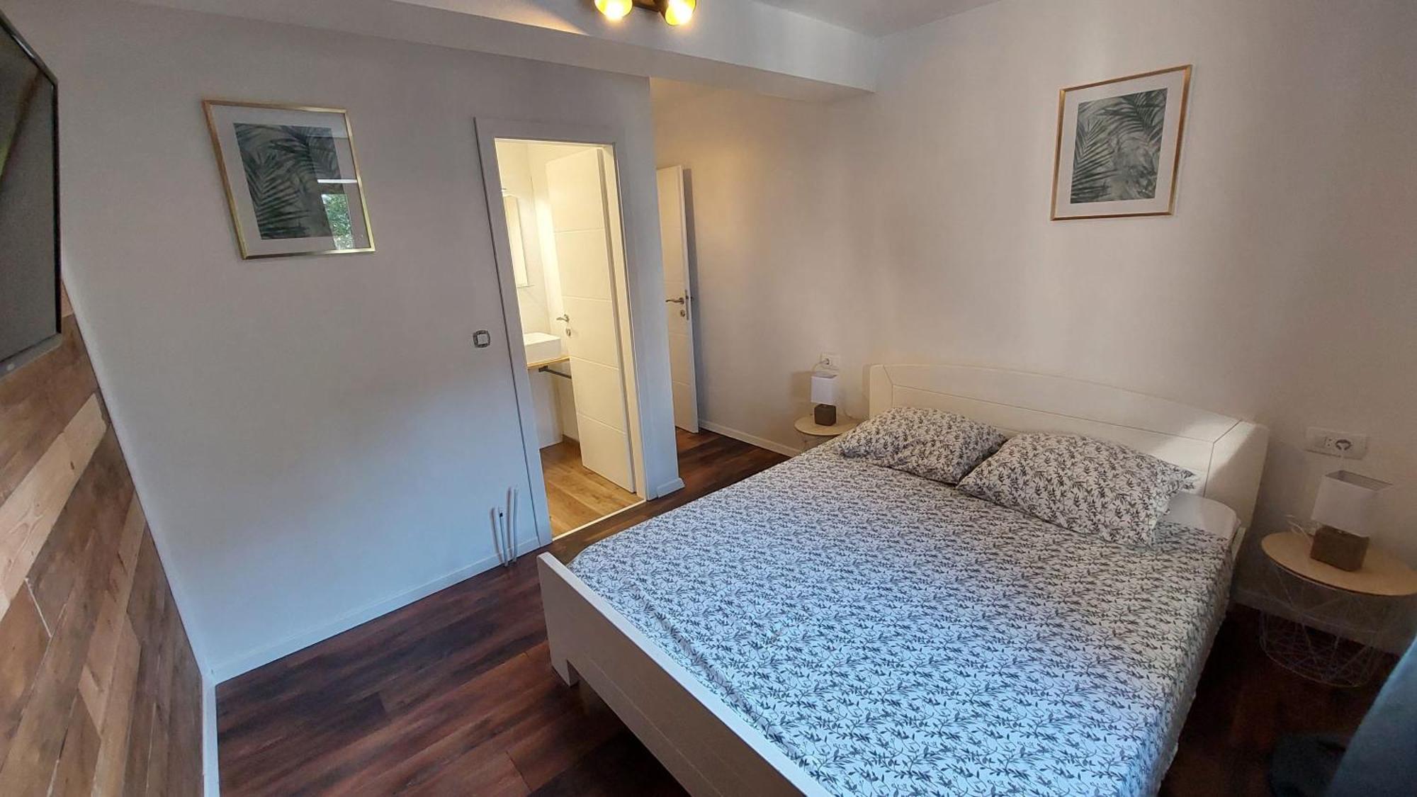 Apartment Jelsa 5703A Экстерьер фото